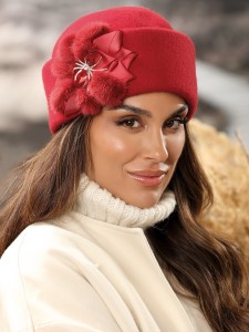 WIRI 001 - toczek damski; WILLI, czerwony