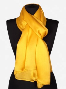 Szal z naturalnego jedwabiu w kolorze słonecznym żółtym