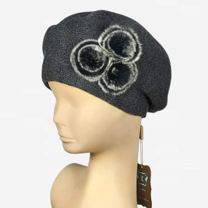 Beret damski zimowy ZAIRA 07; KAMEA, grafitowy