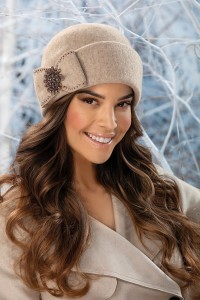 GRIMATA 960 - toczek wełniany damski; WILLI,