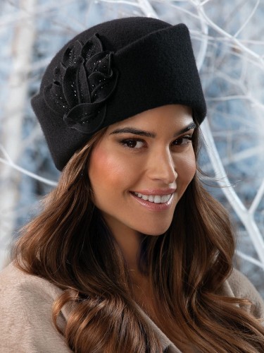 JUSTA 018 - toczek wełniany damski; WILLI, czarny