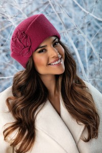 JUSTA 478 - toczek wełniany damski; WILLI,