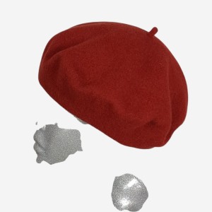 Beret wełniany w małym rozmiarze, ceglasty