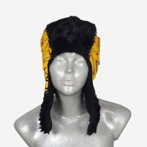 LAUREN - czapka uszanka, miodowa z czarnymi wstawkami