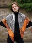 Ekskluzywna chusta 106x106cm z naturalnego jedwabiu 0090, ręcznie wykończona