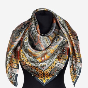 Ekskluzywna chusta 106x106cm z naturalnego jedwabiu 0089, ręcznie wykończona