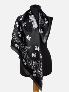 Chustka z jedwabiu naturalnego 86x86cm, 0012, czerń i biel