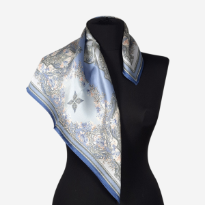 Gawroszka 53x53cm z naturalnego jedwabiu, G115