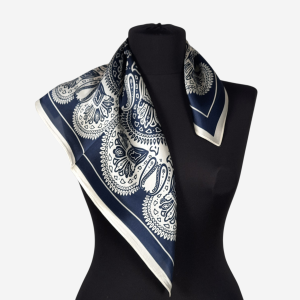 Gawroszka 53x53cm z naturalnego jedwabiu, G112