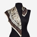 Gawroszka 53x53cm z naturalnego jedwabiu, G108