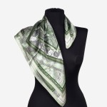 Gawroszka 53x53cm z naturalnego jedwabiu, G099