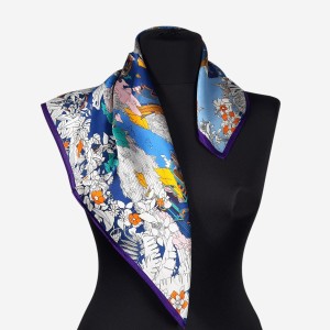 Gawroszka 53x53cm z naturalnego jedwabiu, G097