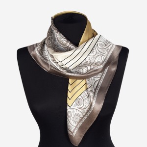 Jedwabna apaszka damska 66x66cm, 0080