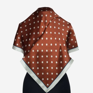 Apaszka gawroszka z naturalnego jedwabiu, G033