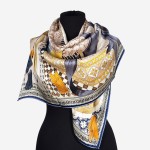 Dwustronna ekskluzywna duża chusta 106x106cm z naturalnego jedwabiu, D099, ręcznie wykończona